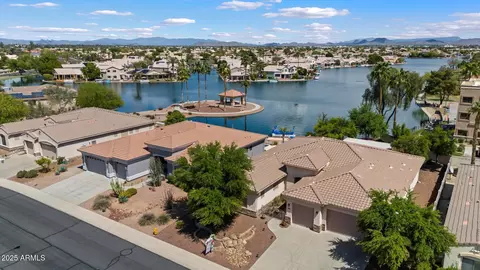 9052 W Watson Ln, Peoria, AZ 85381