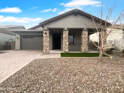 41285 W Sussex Dr, Maricopa, AZ 85138