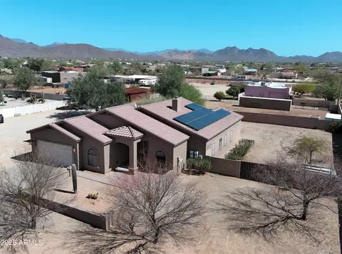 37509 N 7th St N, Phoenix, AZ 85086