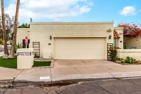 4725 E Winston Dr, Phoenix, AZ 85044