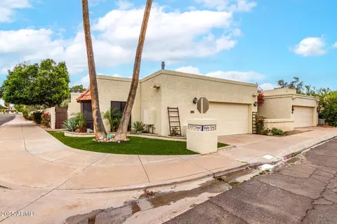 4725 E Winston Dr, Phoenix, AZ 85044 photo 3