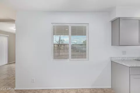 1944 E Carver Dr, Phoenix, AZ 85040 photo 15