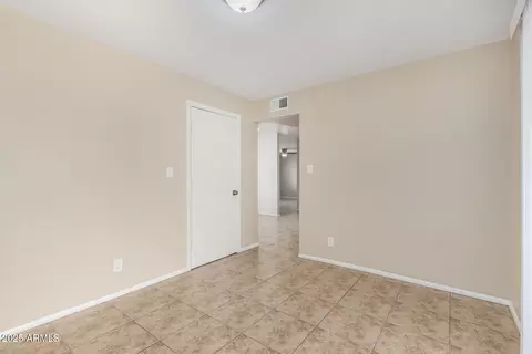 1944 E Carver Dr, Phoenix, AZ 85040 photo 12