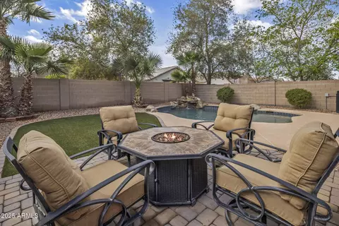 45583 W Sheridan Rd W, Maricopa, AZ 85139