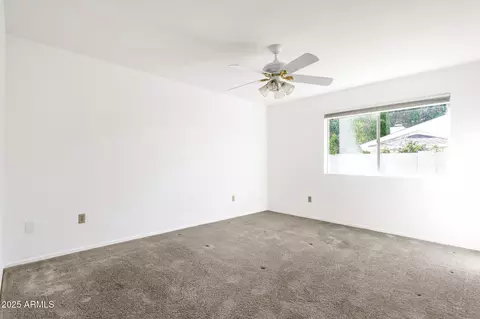 129 E Campo Bello Dr, Phoenix, AZ 85022 photo 22
