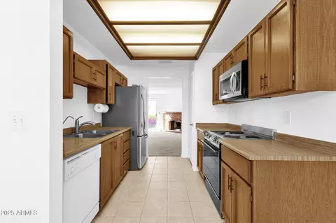 129 E Campo Bello Dr, Phoenix, AZ 85022 photo 10