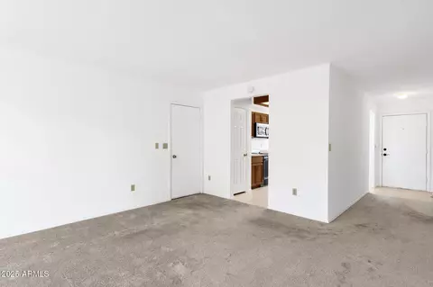 129 E Campo Bello Dr, Phoenix, AZ 85022 photo 16