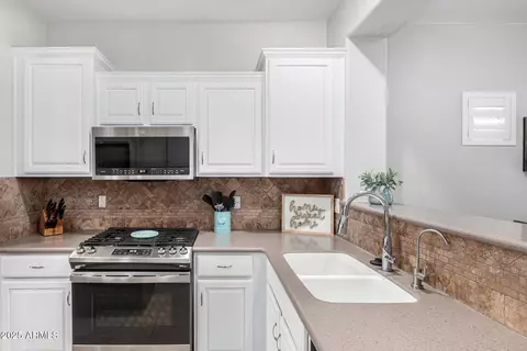 10932 E Bella Via, Mesa, AZ 85212 photo 13