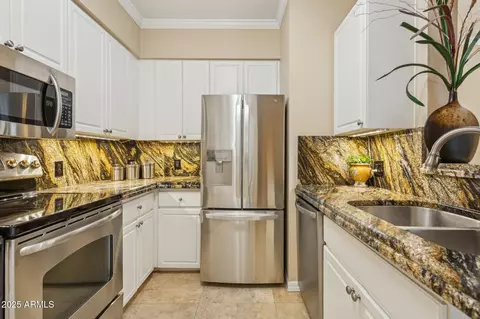 1701 E Colter St #311, Phoenix, AZ 85016