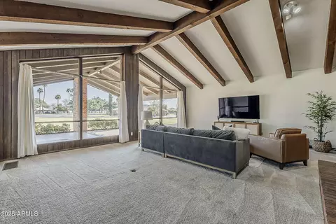 1821 Elliot Rd, Gilbert, AZ 85234 photo 5
