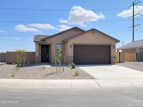 318 S San Fernando Ln, Casa Grande, AZ 85194