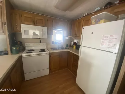 1147 S Sioux Dr, Apache Junction, AZ 85119 photo 6