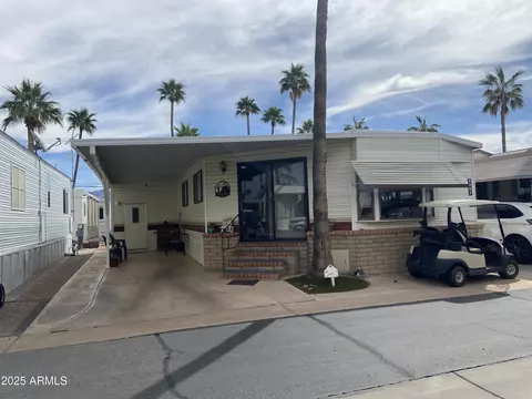 1147 S Sioux Dr, Apache Junction, AZ 85119