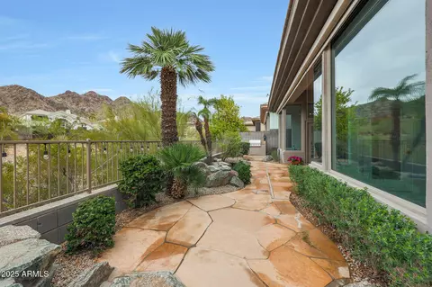 Exterior - 3120 E Squaw Peak Cir, Phoenix, AZ 85016 photo 3 of 18