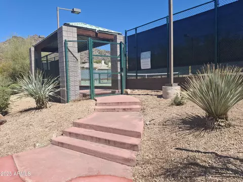 Exterior - 3120 E Squaw Peak Cir, Phoenix, AZ 85016 photo 13 of 18