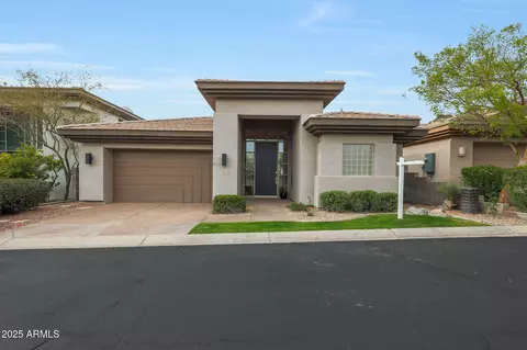 3120 E Squaw Peak Cir, Phoenix, AZ 85016