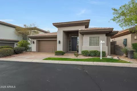 Exterior - 3120 E Squaw Peak Cir, Phoenix, AZ 85016 photo 17 of 18
