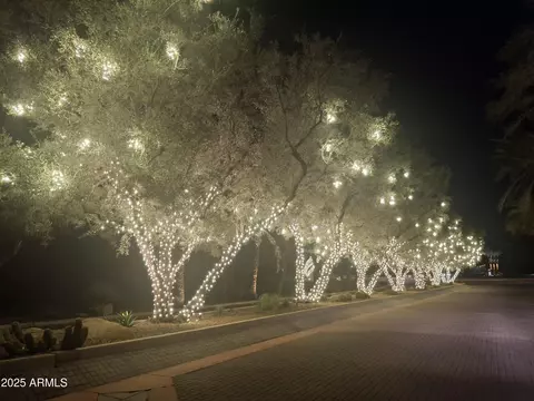 Other - 3120 E Squaw Peak Cir, Phoenix, AZ 85016 photo 11 of 21