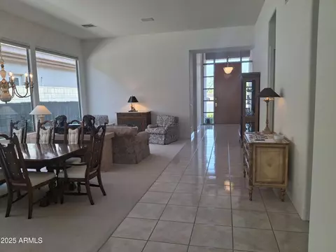 Entry Way - 3120 E Squaw Peak Cir, Phoenix, AZ 85016 photo 6 of 7