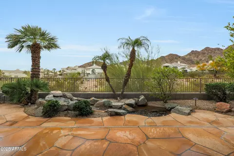 Exterior - 3120 E Squaw Peak Cir, Phoenix, AZ 85016 photo 10 of 18