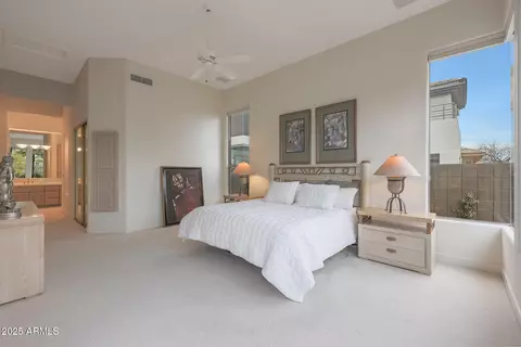 Bedroom - 3120 E Squaw Peak Cir, Phoenix, AZ 85016 photo 7 of 10