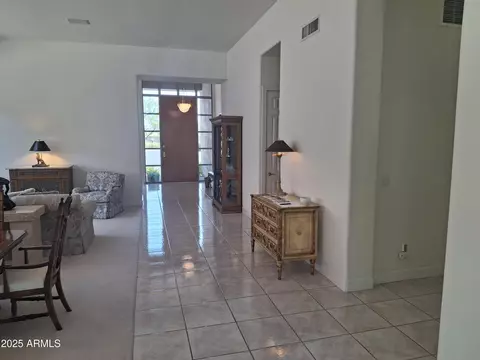 Entry Way - 3120 E Squaw Peak Cir, Phoenix, AZ 85016 photo 7 of 7