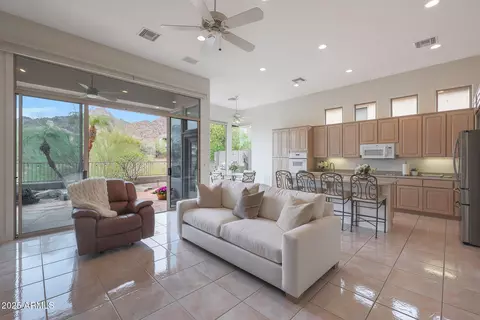 Other - 3120 E Squaw Peak Cir, Phoenix, AZ 85016 photo 3 of 21