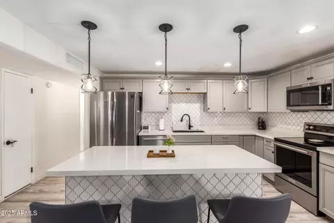 4036 E Captain Dreyfus Ave, Phoenix, AZ 85032 photo 12