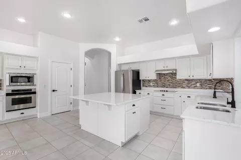 2745 E Via De Palmas --, Gilbert, AZ 85298 photo 26
