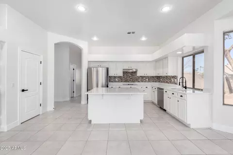 2745 E Via De Palmas --, Gilbert, AZ 85298 photo 18