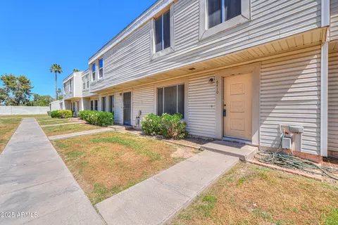 6410 S La Corta Dr, Tempe, AZ 85283