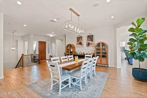 Dining - 2443 E Ficus Way, Gilbert, AZ 85298 photo 3 of 3