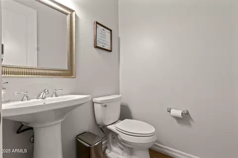 Bath - 2443 E Ficus Way, Gilbert, AZ 85298 photo 6 of 6