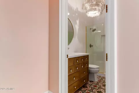 Bath - 3153 S Penrose Ct, Gilbert, AZ 85295 photo 9 of 10