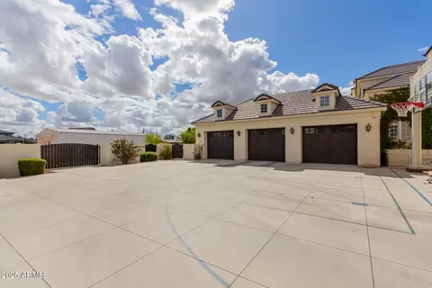 Exterior - 3153 S Penrose Ct, Gilbert, AZ 85295 photo 7 of 13