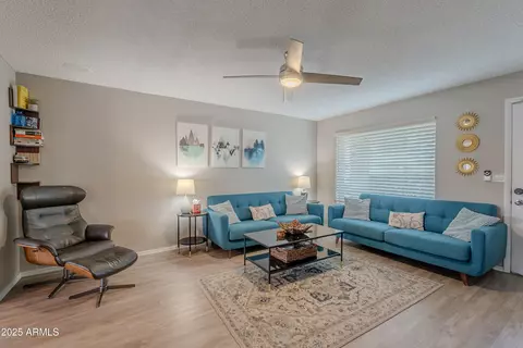 3557 E Helena Dr, Phoenix, AZ 85032 photo 6