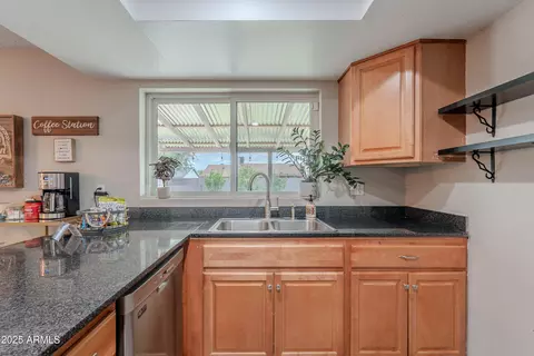 3557 E Helena Dr, Phoenix, AZ 85032 photo 10