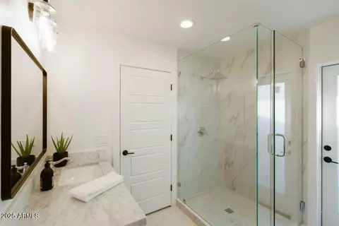 4131 E San Miguel Ave, Phoenix, AZ 85018 photo 17