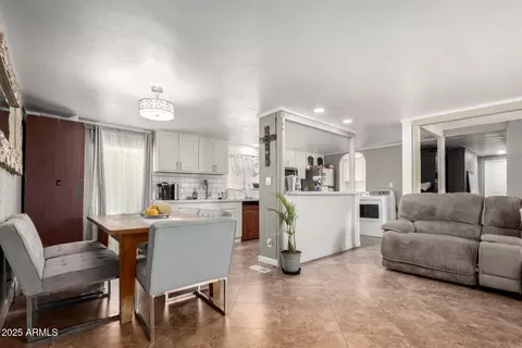 2939 E Paradise Ln, Phoenix, AZ 85032 photo 10