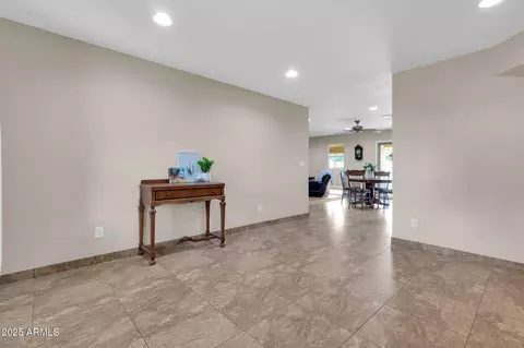 902 S S Spur, Mesa, AZ 85204 photo 6