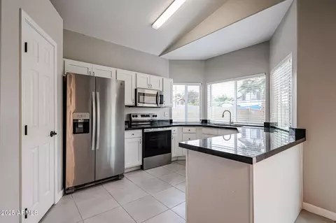 4613 E Douglas Ave, Gilbert, AZ 85234 photo 7