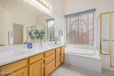 Bath - 4518 E Aspen Way, Gilbert, AZ 85234 photo 1 of 2
