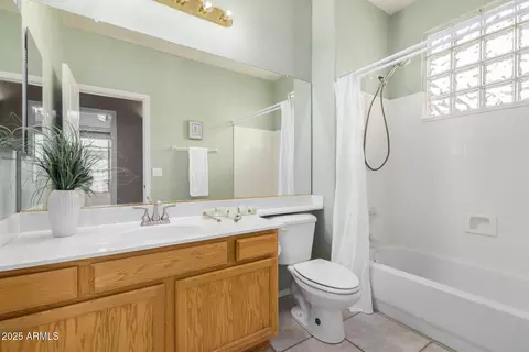 Bath - 4518 E Aspen Way, Gilbert, AZ 85234 photo 2 of 2