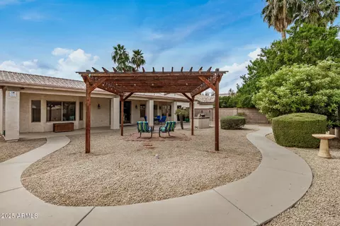 Exterior - 4518 E Aspen Way, Gilbert, AZ 85234 photo 4 of 6