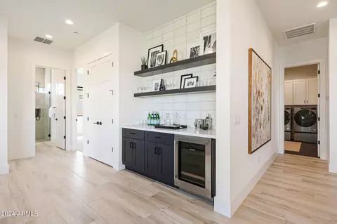 Entry Way - 610 E Woburn Ln, Phoenix, AZ 85085 photo 4 of 4