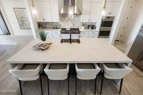 Kitchen - 610 E Woburn Ln, Phoenix, AZ 85085 photo 5 of 7