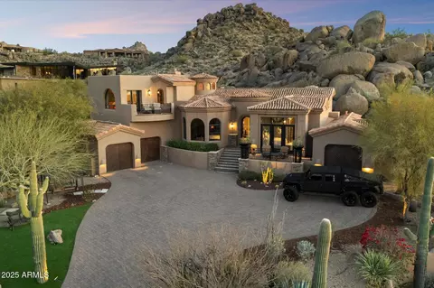 10471 E White Feather Ln, Scottsdale, AZ 85262