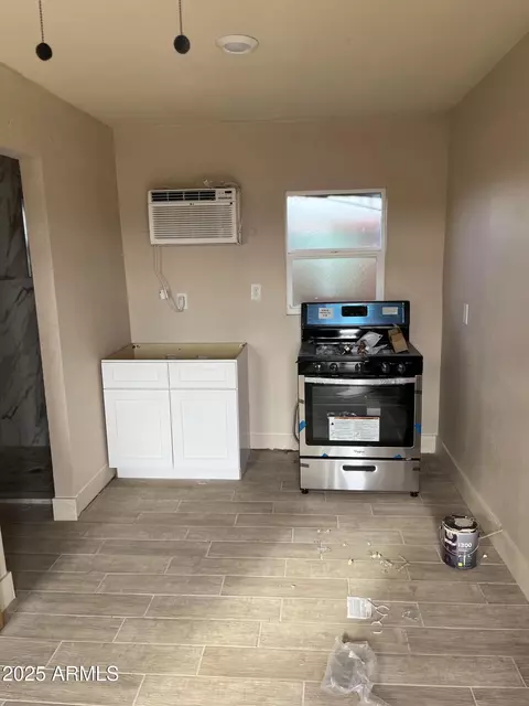 3239 E Van Buren St, Phoenix, AZ 85008 photo 7
