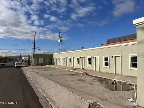 3239 E Van Buren St, Phoenix, AZ 85008 photo 2