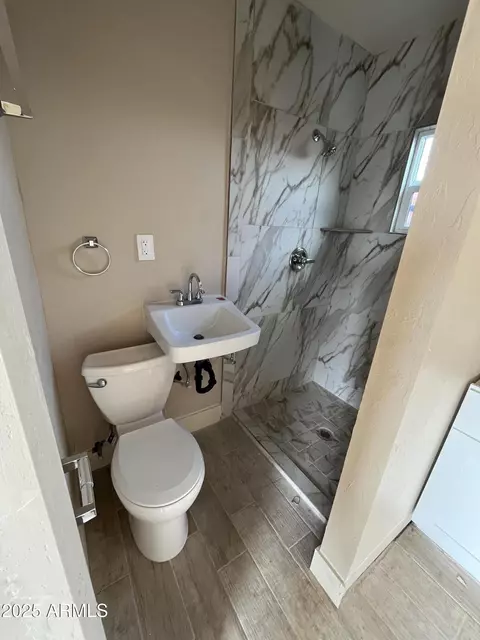 3239 E Van Buren St, Phoenix, AZ 85008 photo 8